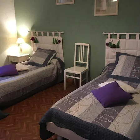 Chambres D'hotes Boudeau * Léguillac-de-Lauche